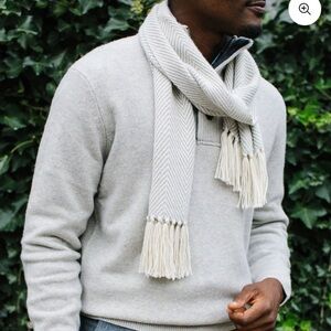 Nantucket Looms Herringbone Blue and White Men's Scarf Never Worn MSRP $395